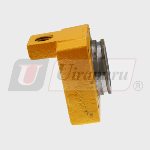 TAMPA CILINDRO DE DIREÇÃO 580L/580M G106810