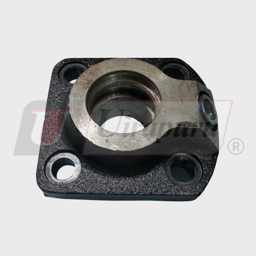 TAMPA CILINDRO DA DIREÇÃO 580L/580M D149737